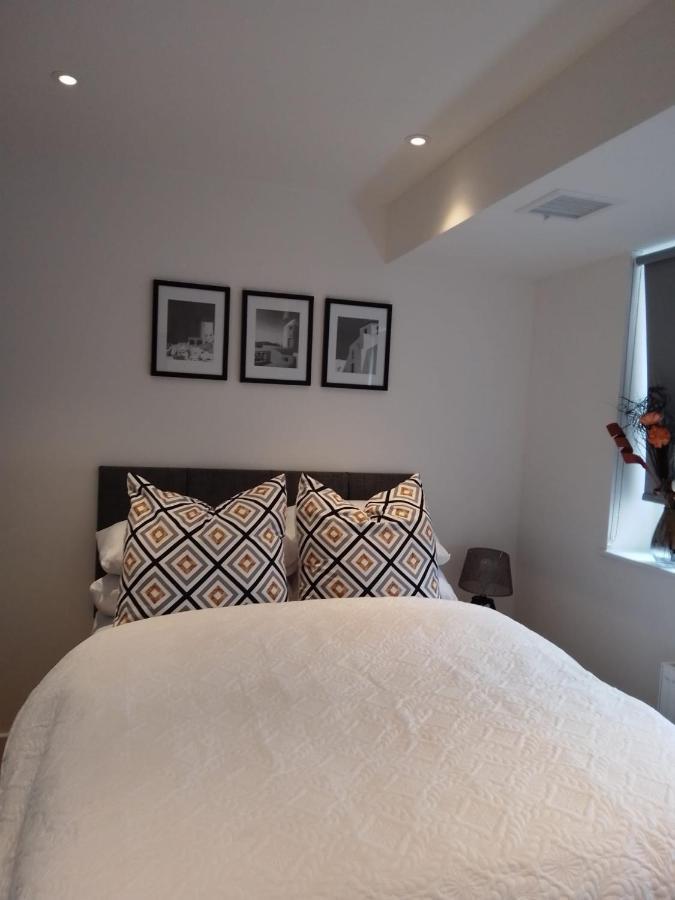 Whole Apartment 5 Mins To East Croydon & Concierge London Exteriör bild